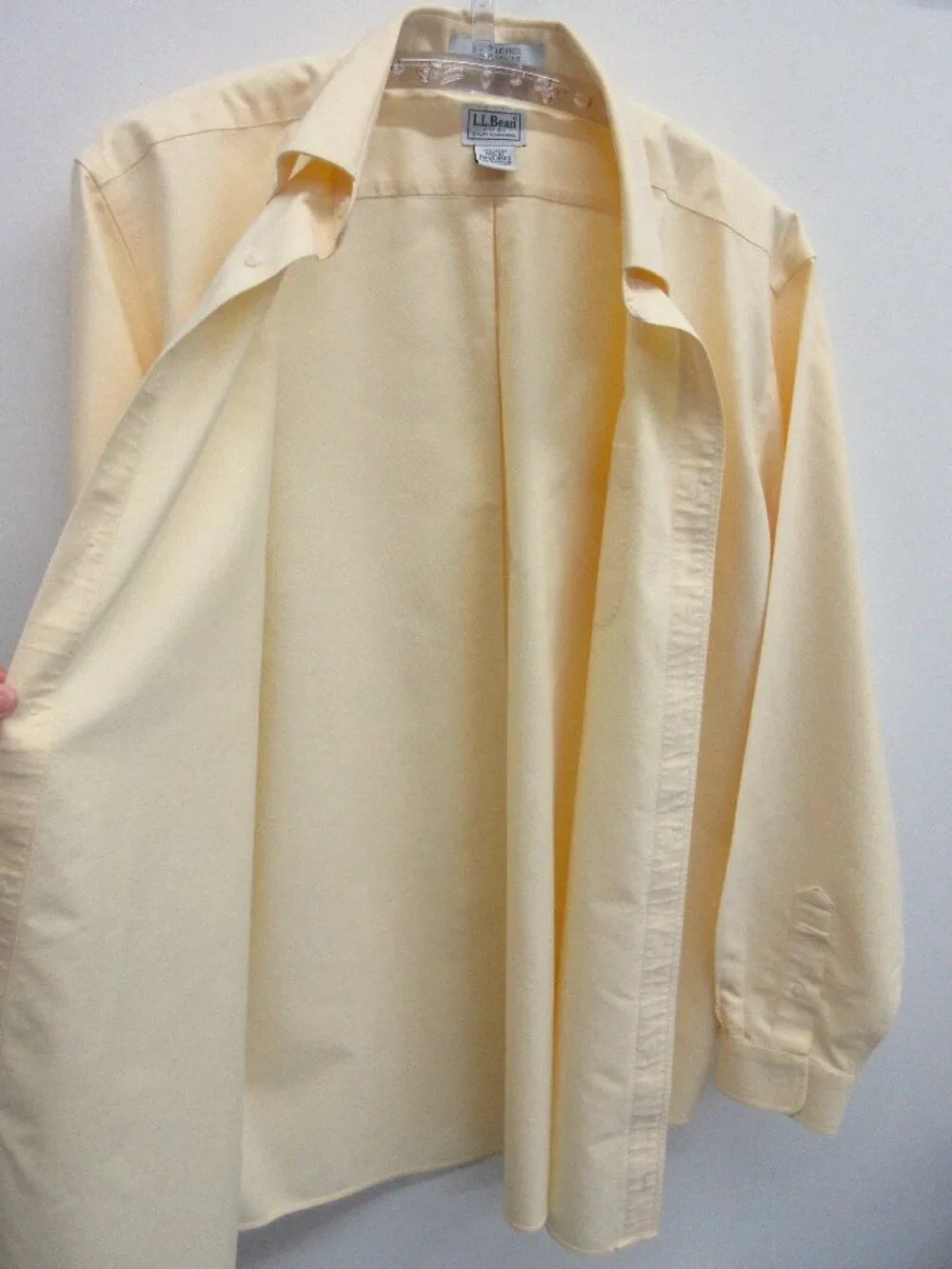 LL BEAN BUTTON DOWN SHIRT MEN'S L LARGE 16 1/2-37 LIGHT PALE YELLOW LONG SLEEVE